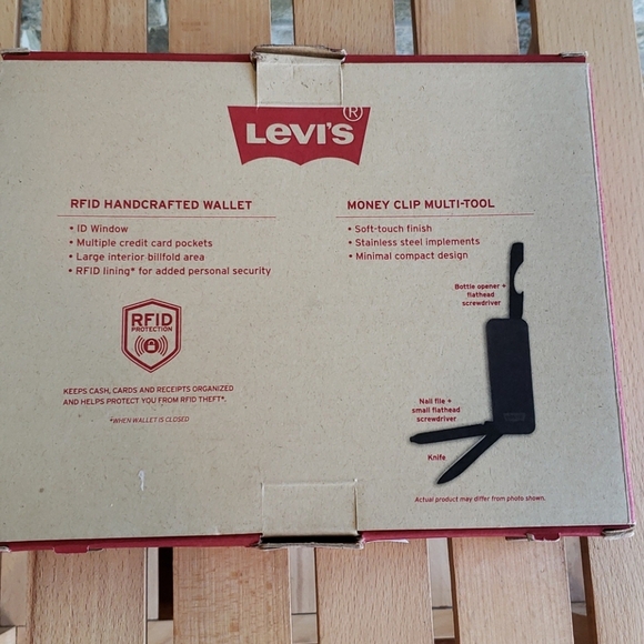 🎁 Levi's Wallet And Multi-tool Gift Set - Picture 9 of 9
